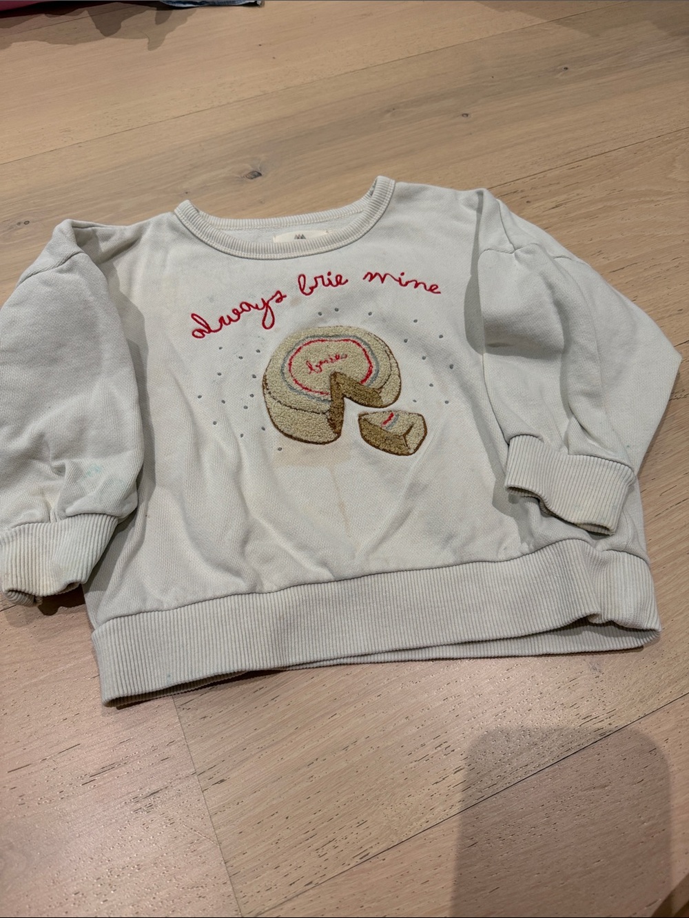 Konges Slojd. White 'Always Brie Mine' Sweatshirt 18m